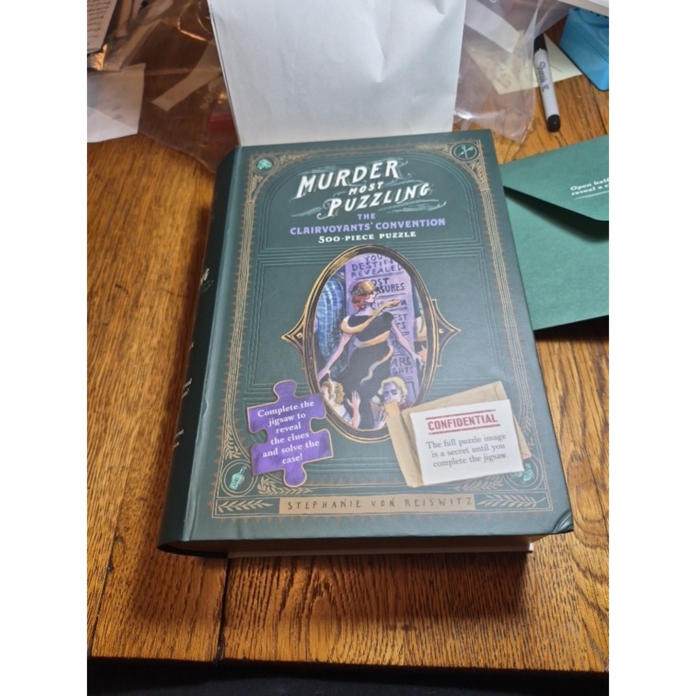 Murder Most Puzzling: The Clairvoyants' - Game, by von Reiswitz Stephanie Read